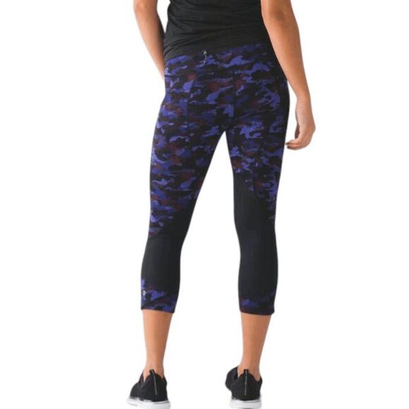 LULULEMON ATHLETICA Pace Rival Crop 'Full-On Luxtreme 22' Size 2 - Picture 1 of 8